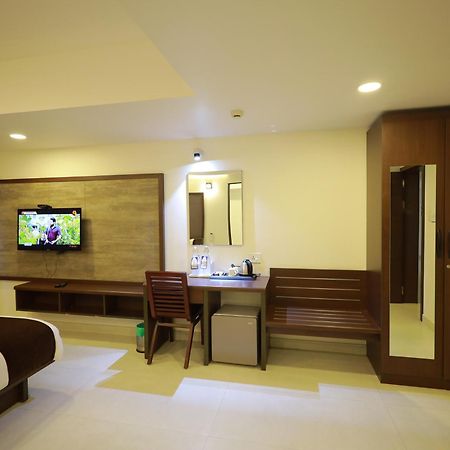 Arctic Hotel Kochi 外观 照片