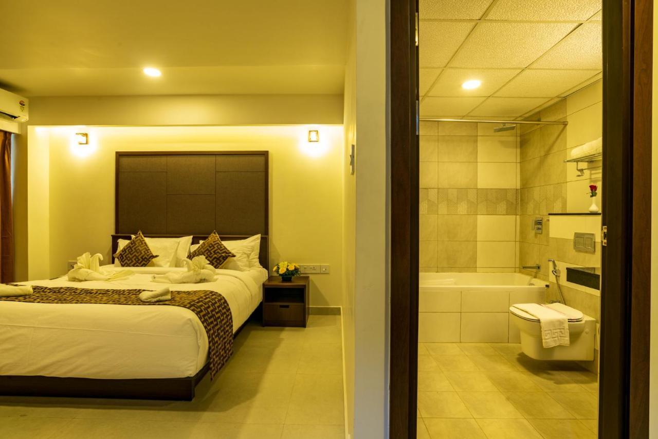 Arctic Hotel Kochi 外观 照片