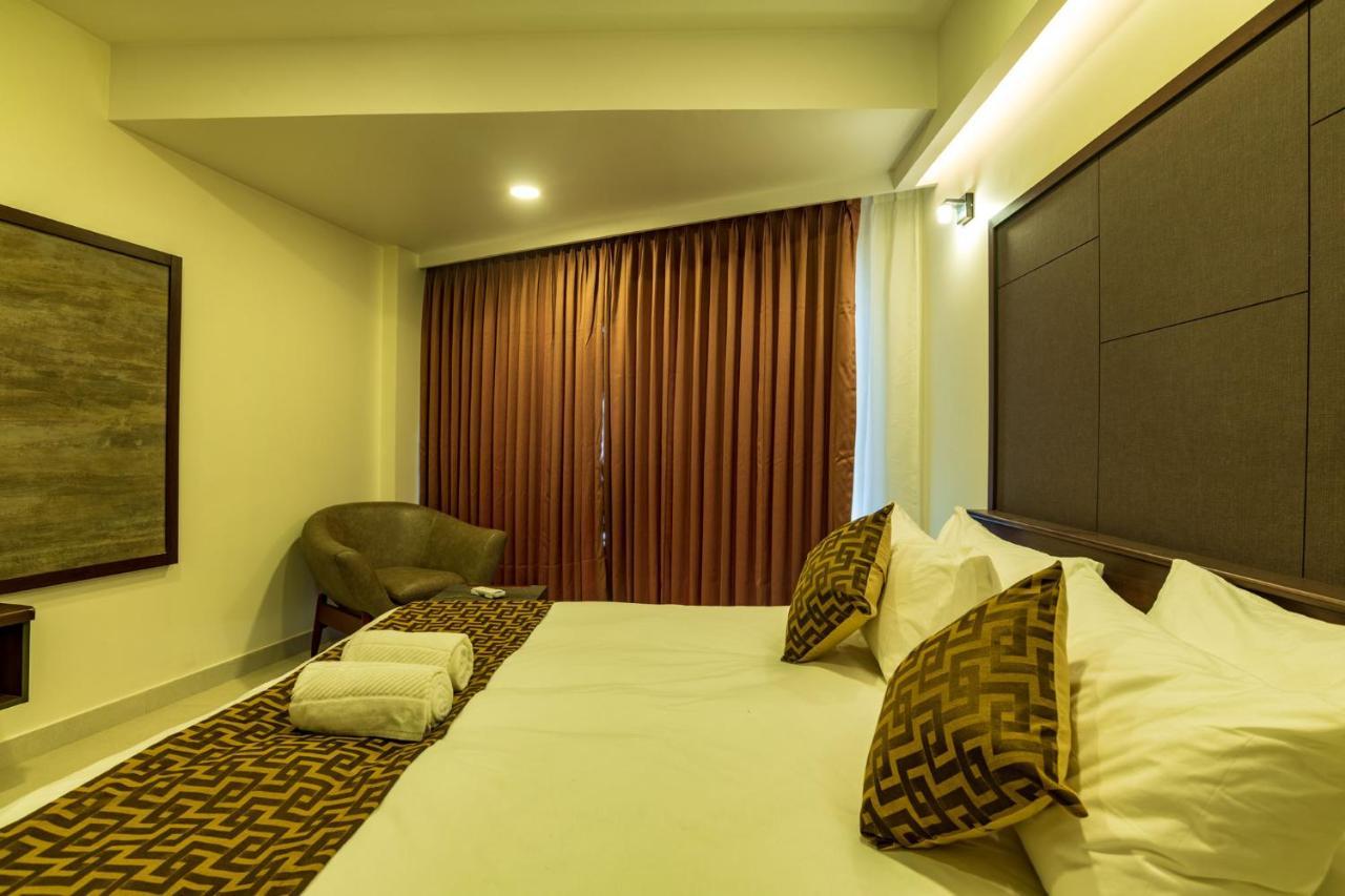 Arctic Hotel Kochi 外观 照片